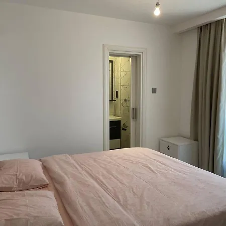 Luxury And Apartament
